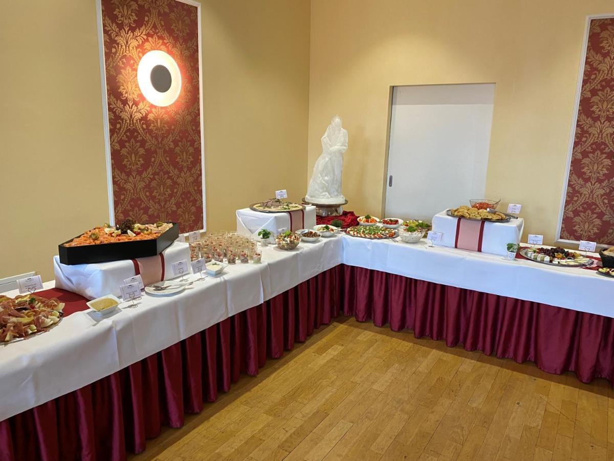 Hotel Am Schloss Aurich - Schlossresidenz Extérieur photo